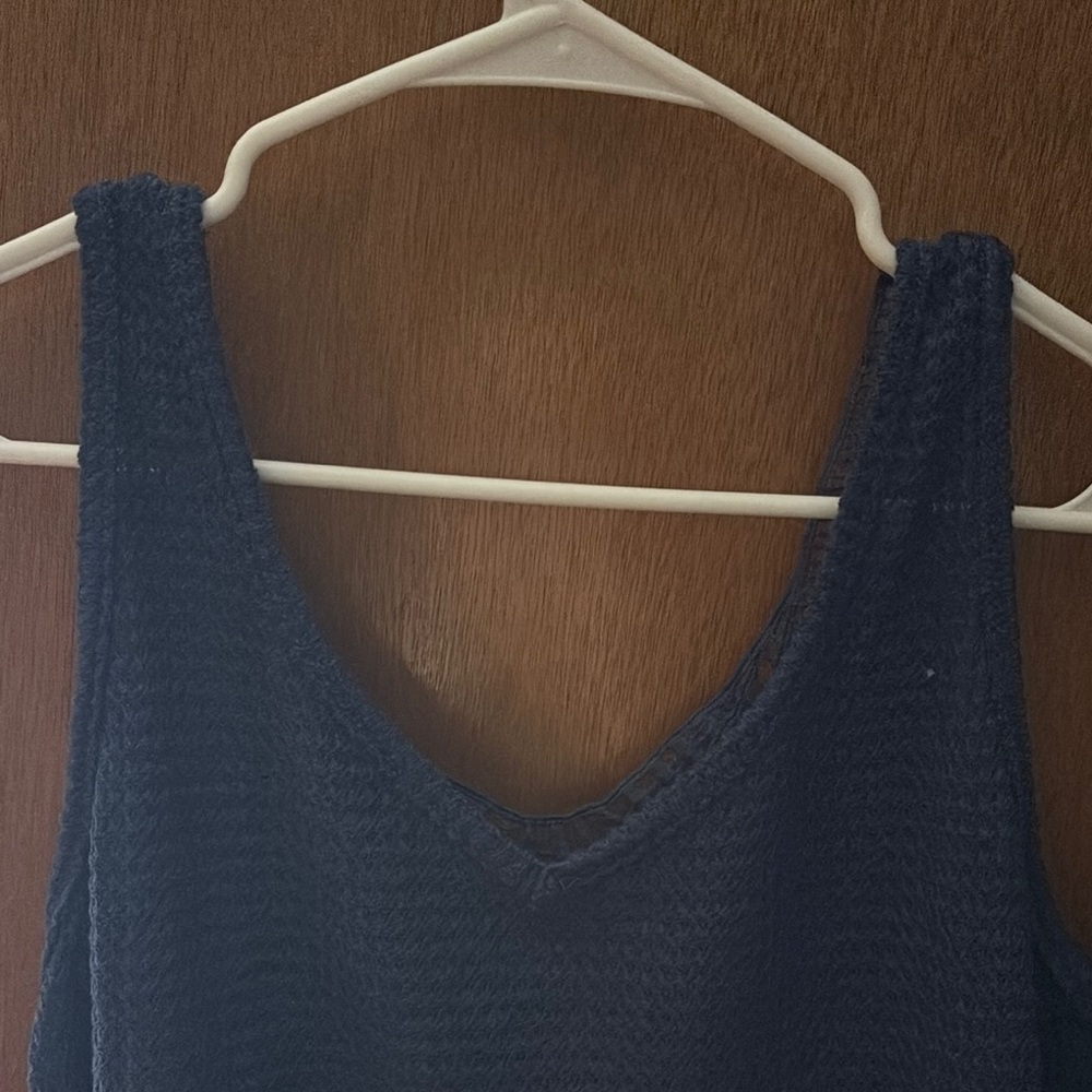 SHEIN Blue Ribbed Sleeveless Tank Top - Picture 2 of 6